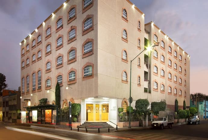 Hotel MX congreso CDMX, Trademark Collection by Wyndham