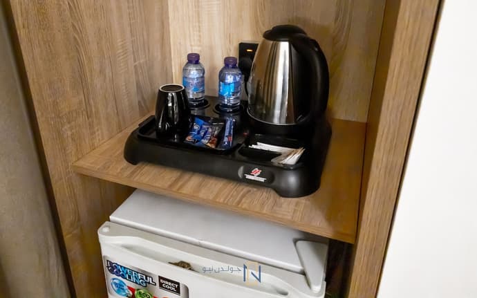 Golden New Quraish, Primary image