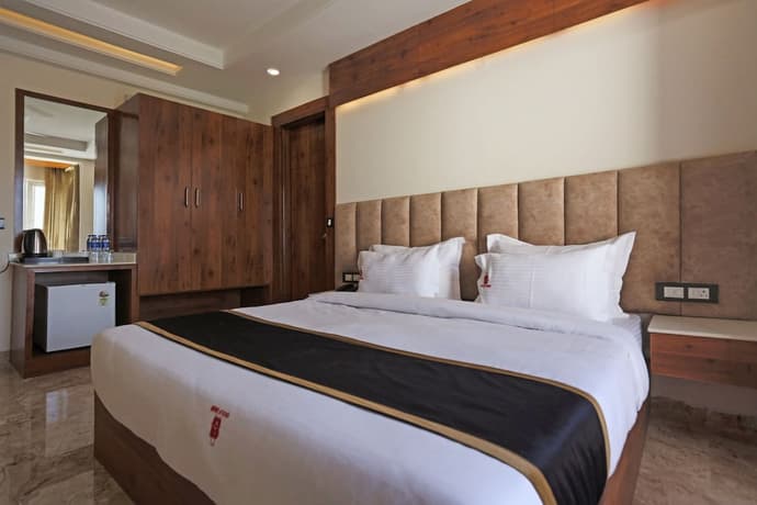 Hotel Red Blu, Primary image