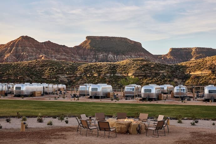 AutoCamp Zion, Primary image