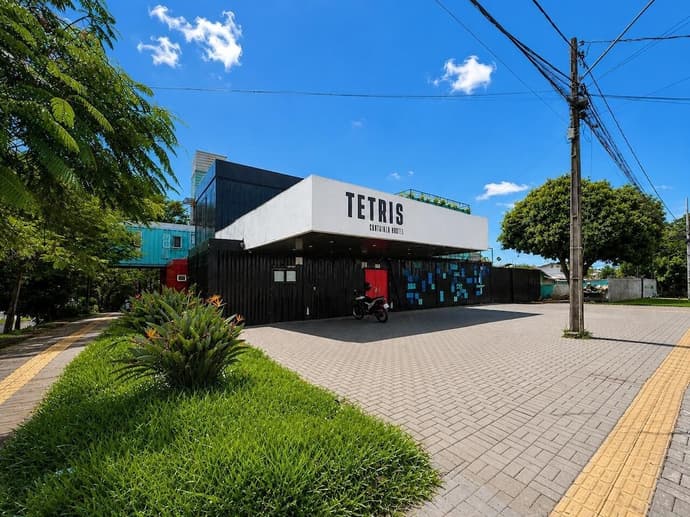 Tetris Container Hostel