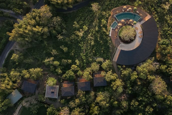 Grün Uluwatu, Primary image