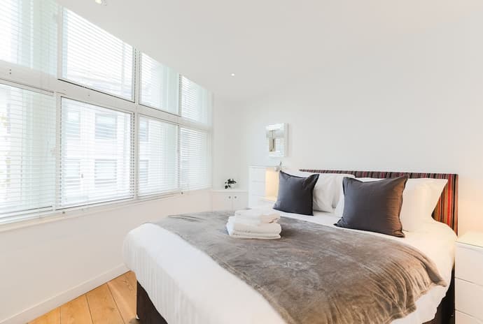 Trafalgar Square by Excel Apartments