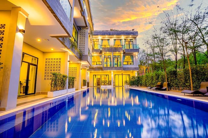 Rainforest Hotel by NSUN, Primary image