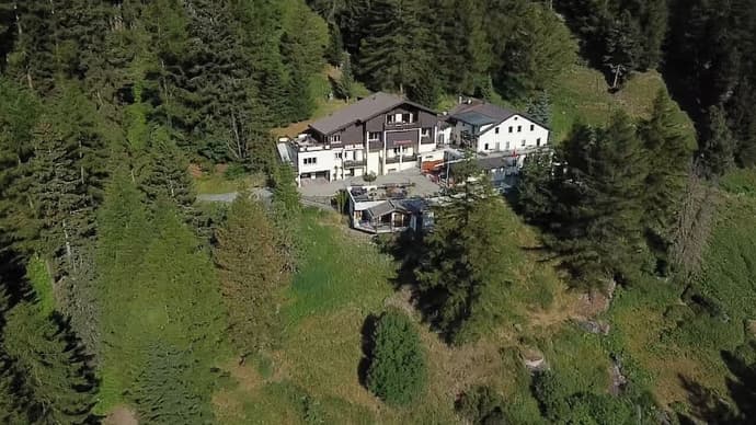 Waldhotel Fletschhorn - Panoramic Retreat in Saas Fee