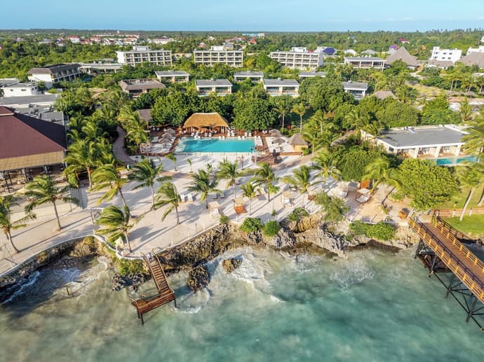 Kwanza Resort By SUNRISE