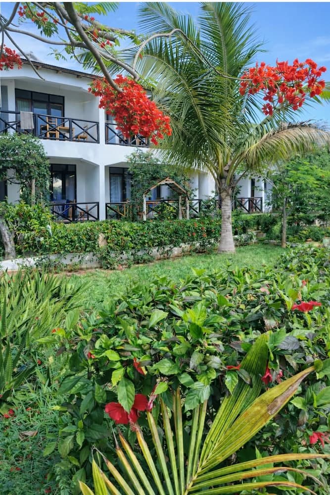 Majani Breeze Zanzibar