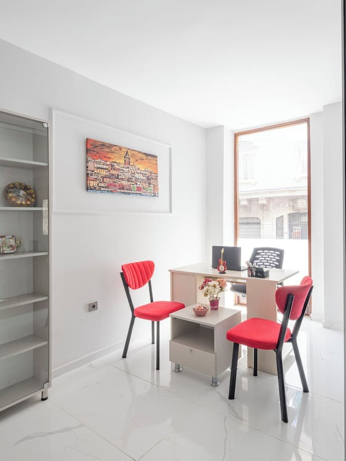 The Red Tent Loft Suites