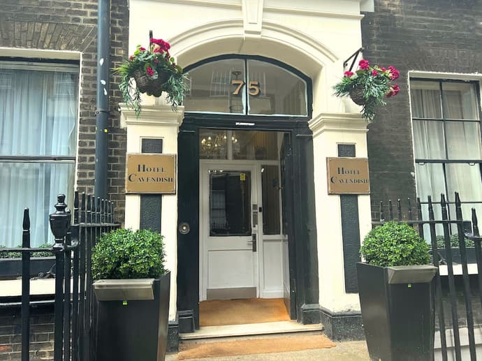 Hotel Cavendish, Primary image