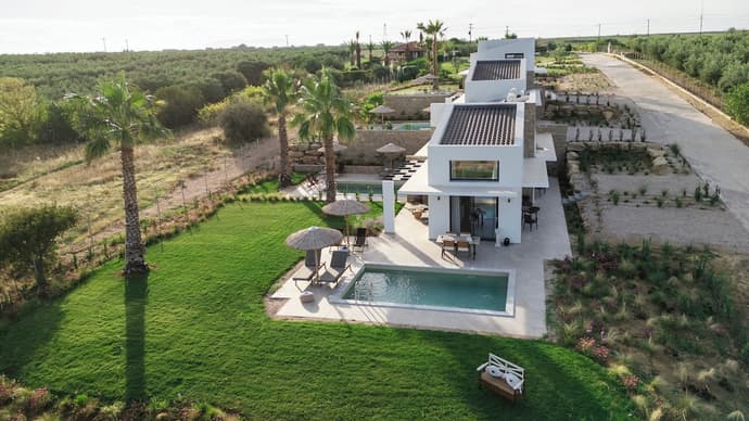 Flamingo Living Suites & Villas