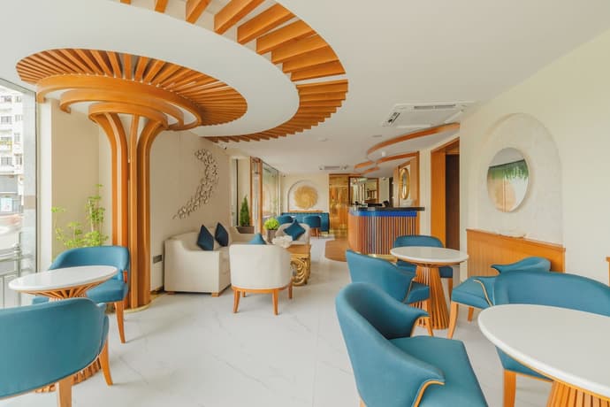 UMET Seaview Hotel Roundtrip Airport Pick up and drop off, Primary image