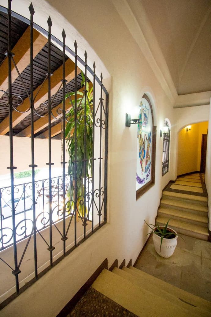 Vintage Hotel