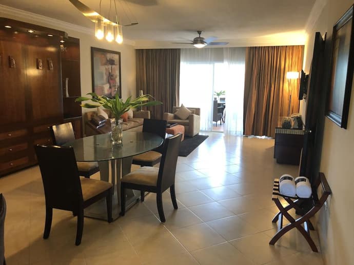 The Presidential Suites by Lifestyle Kosher