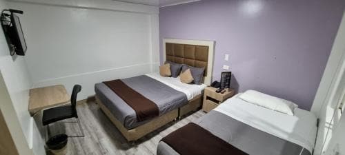 Blue House Corferias, 