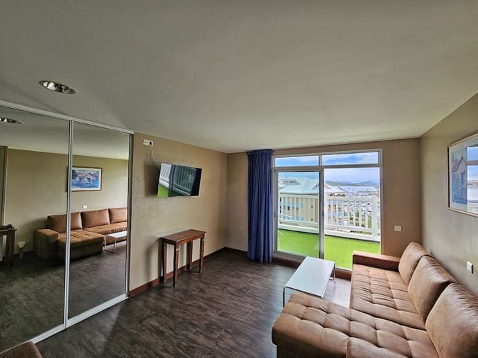 Auberge Du Mocambo - Hostel, 