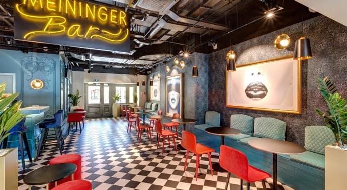 Holiday Inn St Petersburg Theatre Square