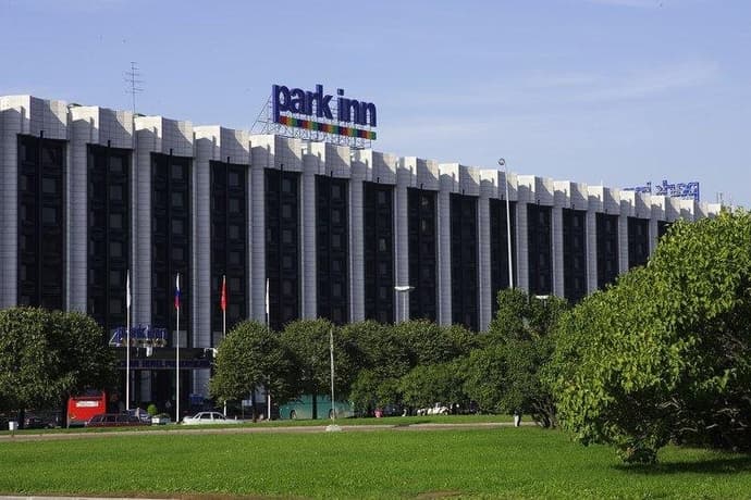 Cosmos Saint-Petersburg Pulkovskaya Hotel; a member of Radisson Individuals