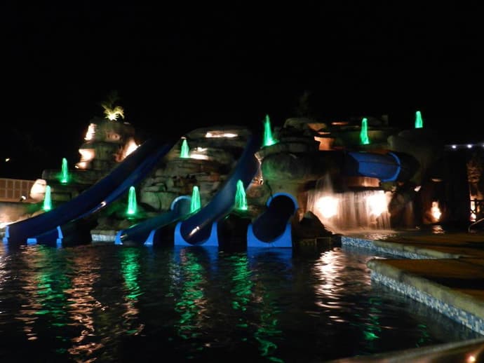 Mediterraneo Bay Hotel & Resort