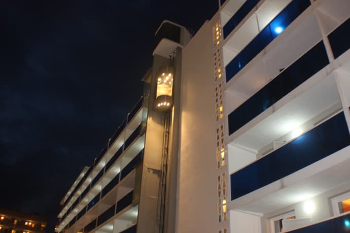 Riviera, General view