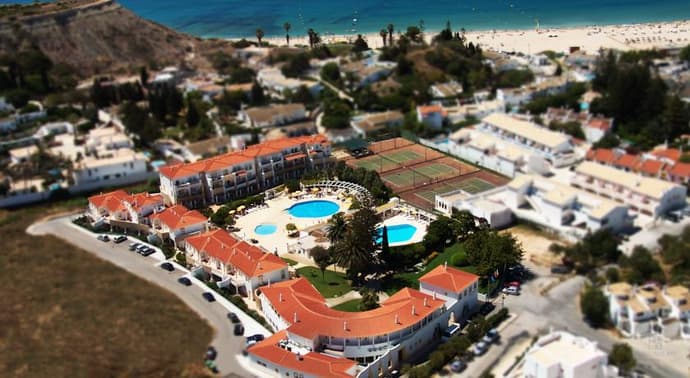 Luz Bay