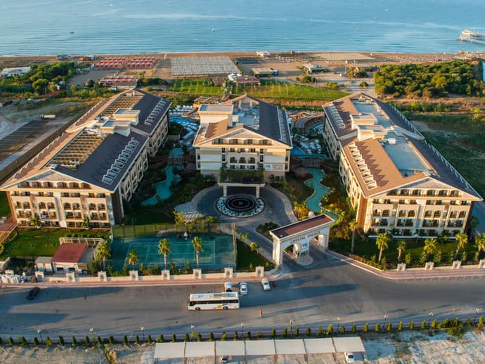 Diamond Excellence Resort, General view