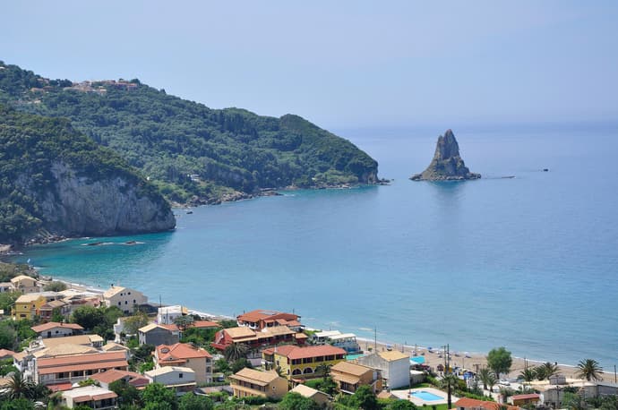 Mazis Apartments, General view