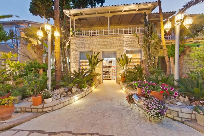 Rouda Bay Beach Hotel