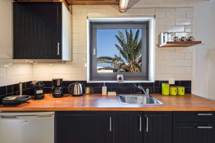 OLD VOURVOULOS HOUSES