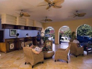 OYSTER BAY BEACH RESORT, 