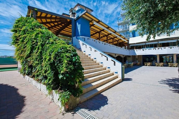 GRAND HOTEL AZZURRA CLUB