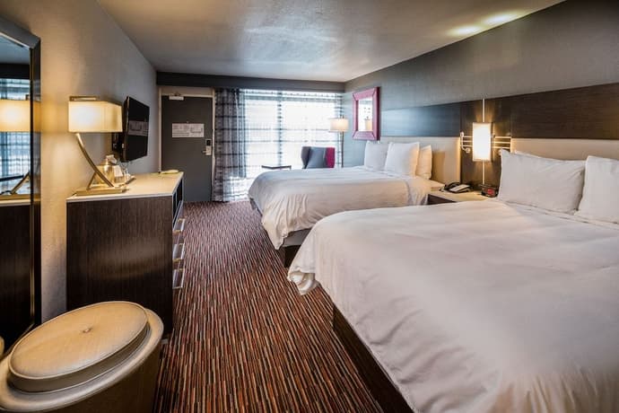 RADISSON HOTEL OAKLAND AIRPORT