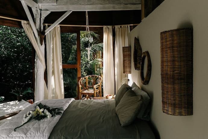 MAMASAN TREEHOUSES & CABINS