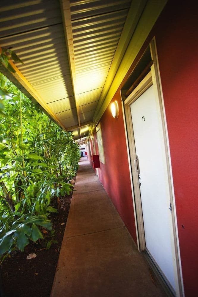 CATTRALL PARK MOTEL
