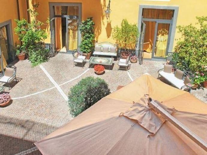 Le Cheminèe Business Hotel