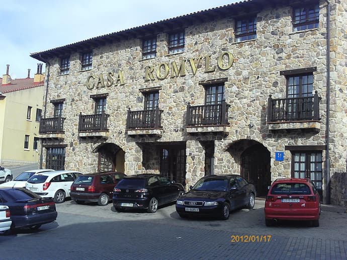 Casa Rómulo, 