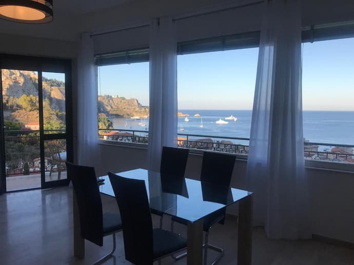 Baia Taormina Apartment, 