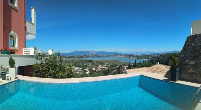 GEOMAR HOUSE 2 SKY AND VIEW, 