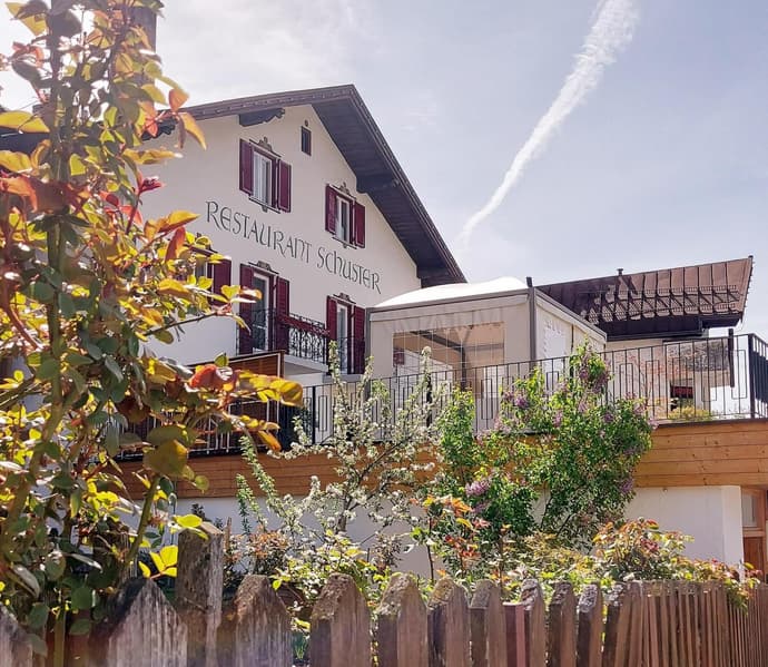 Hotel Schuster, 