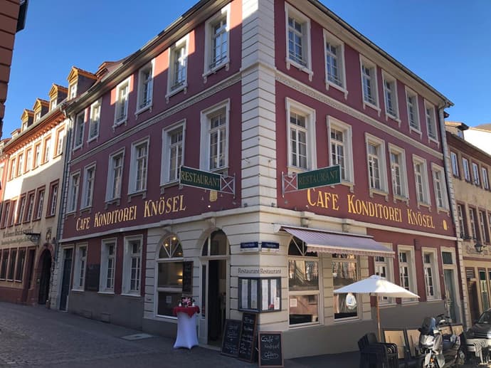 Café & Hotel Knösel