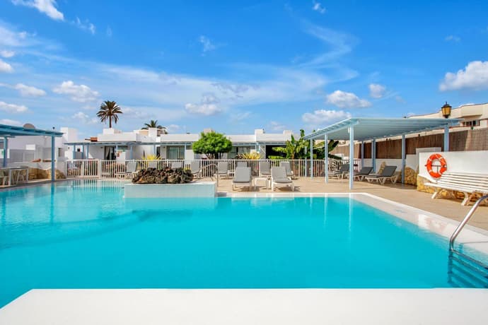 Apartamentos LIVVO Mar Azul - Adults Only