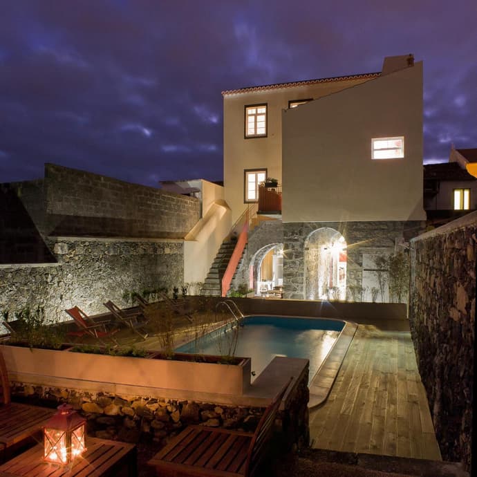 Azorean Urban Lodge, 