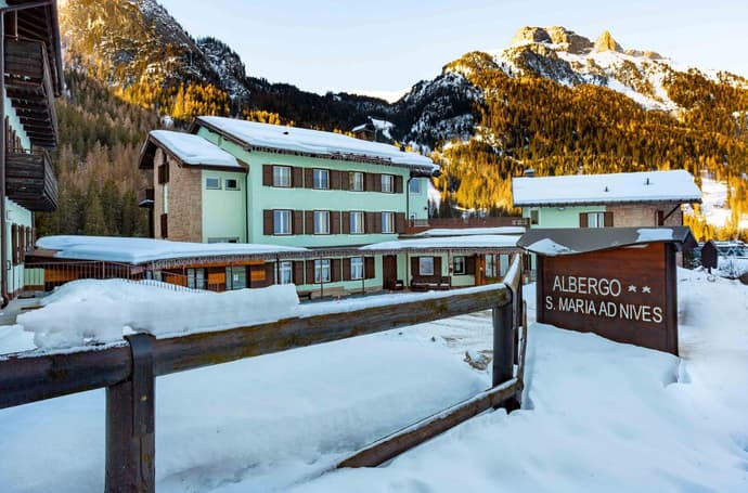 Santa Maria ad Nives, 