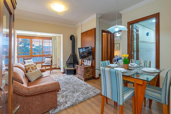 Borges de Medeiros, 500m da Rua Coberta, 4 pessoas, 