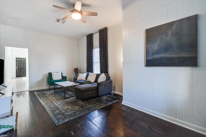 Jefferson Rental Room 1