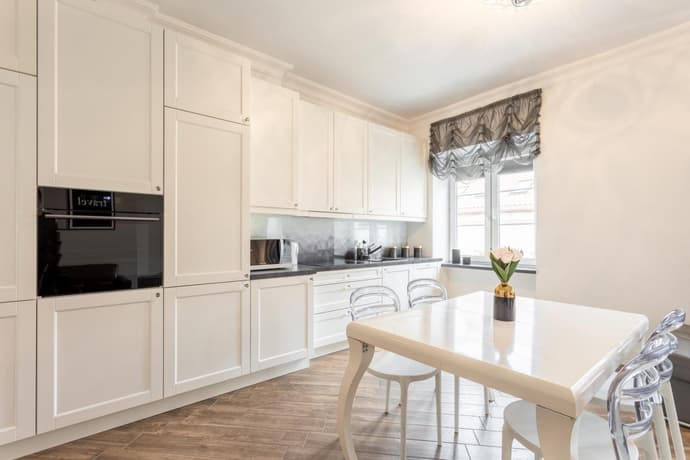 Golden Apartments Warsaw - Elegant Stay, Podwale Street, 