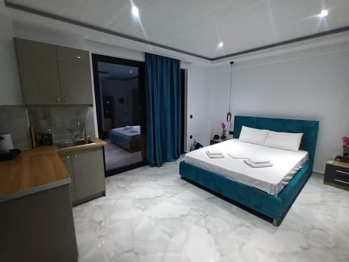 Central studios apartments, 