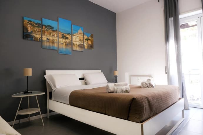 Vatican Central Suites