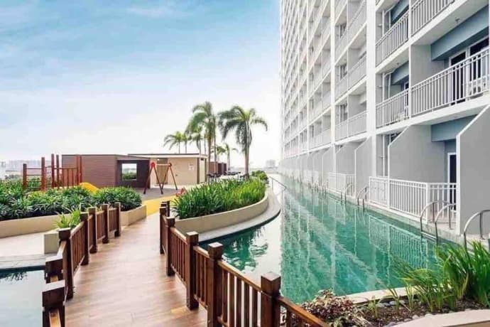 Condo with Bayview in Manila (along Roxas Boulevard), 