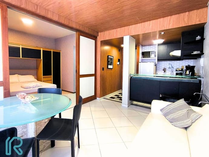 Flat Madison Plaza Pituba - Frente Mar com Wifi e Ar Condicionado
