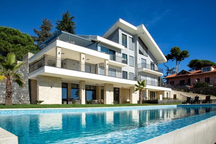 Villa Rita Pool & Spa